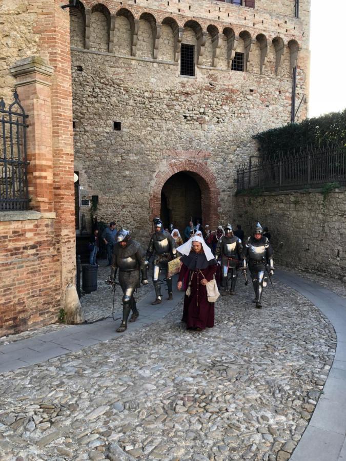 Alla Locanda Del Cinquecento Castrocaro Terme Buitenkant foto